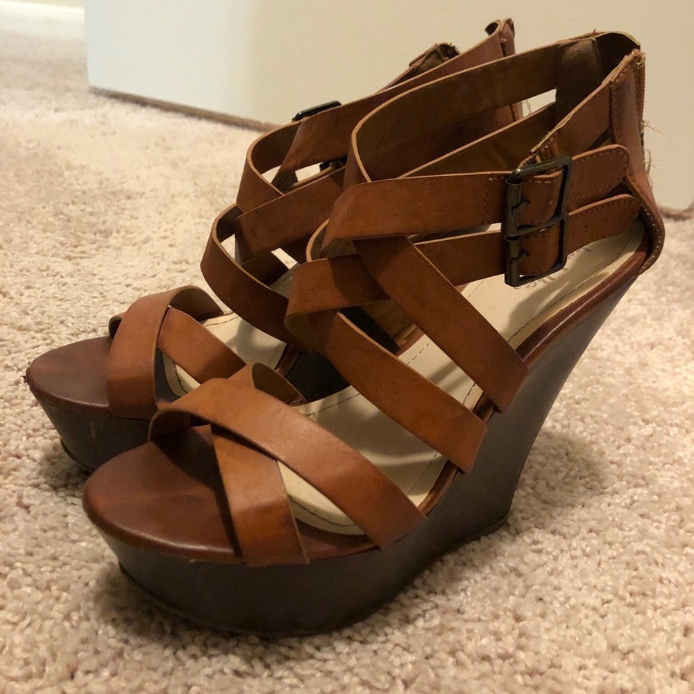 Brown wedges